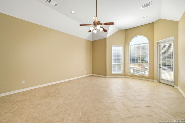 9014 Woodland Pass, Boerne, TX 78006