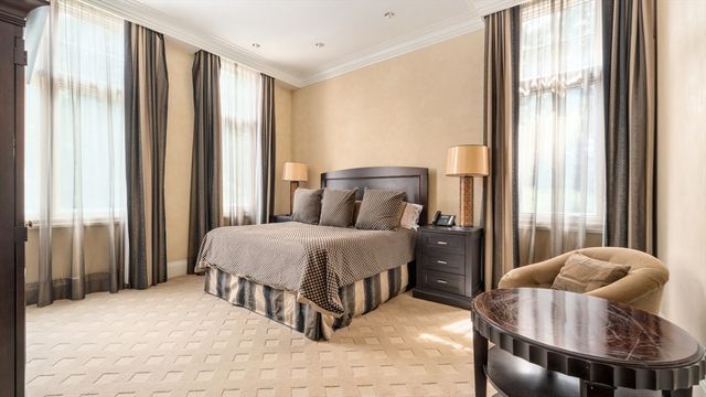 67 Byron Road, Weston, MA 02493