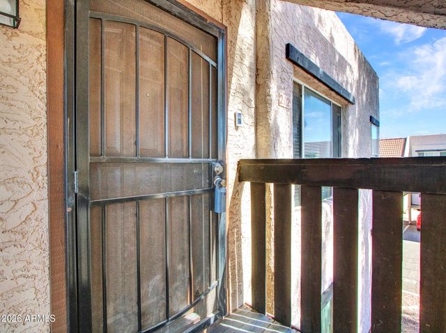 1927 E HAMPTON Avenue 212, Mesa, AZ 85204