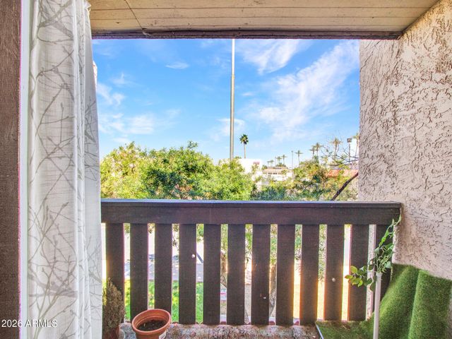 1927 E HAMPTON Avenue 212, Mesa, AZ 85204