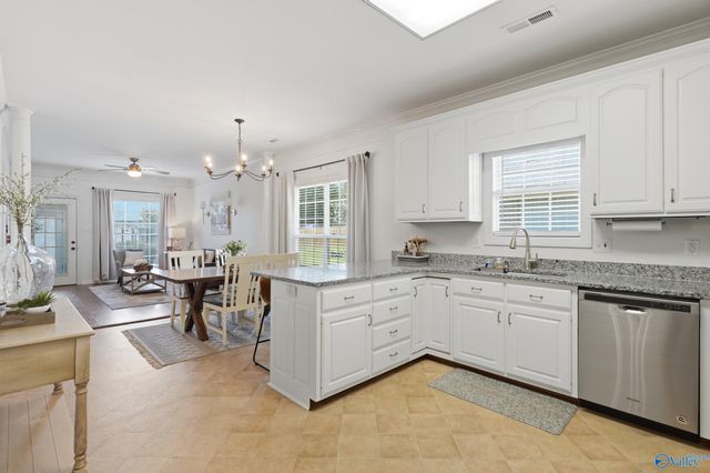 1813 Smith Avenue SW, Decatur, AL 35603
