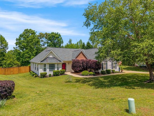 106 Brandi Starr Court, Greer, SC 29651