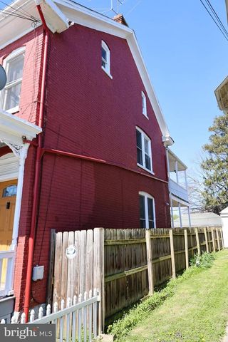 427 N MULBERRY ST, Hagerstown, MD 21740