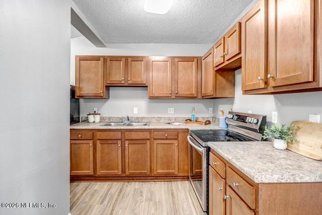 8141 PAUL JONES Drive, Jacksonville, FL 32208