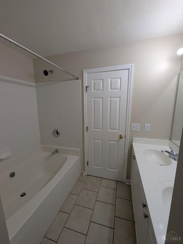 8724 Galecrest Drive, Hamilton Twp, OH 45039