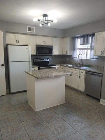 1500 Bay Area Boulevard 165, Houston, TX 77058