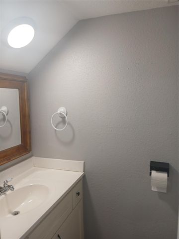 1500 Bay Area Boulevard 165, Houston, TX 77058