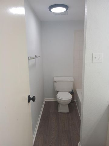 1500 Bay Area Boulevard 165, Houston, TX 77058