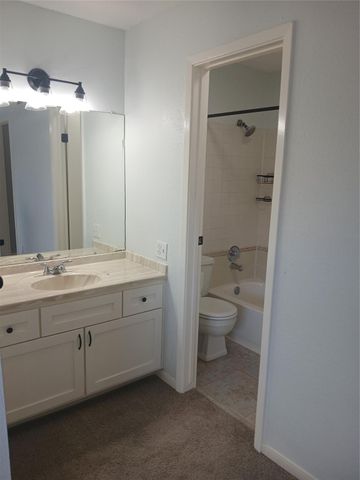 1500 Bay Area Boulevard 165, Houston, TX 77058