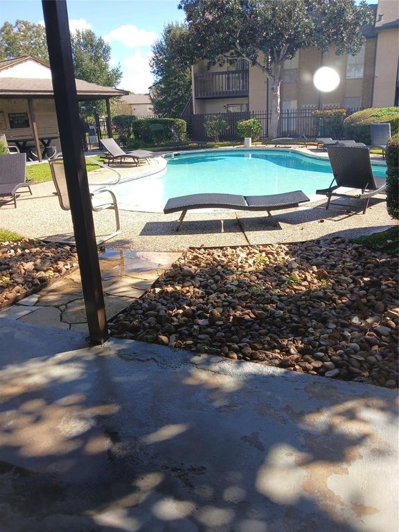 1500 Bay Area Boulevard 165, Houston, TX 77058