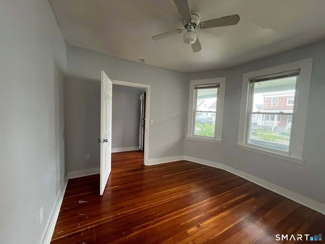 415 Willow Street, Bridgeport, CT 06610