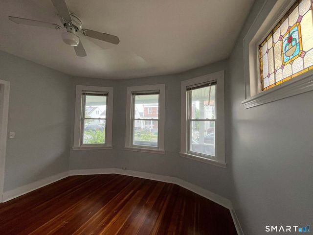 415 Willow Street, Bridgeport, CT 06610