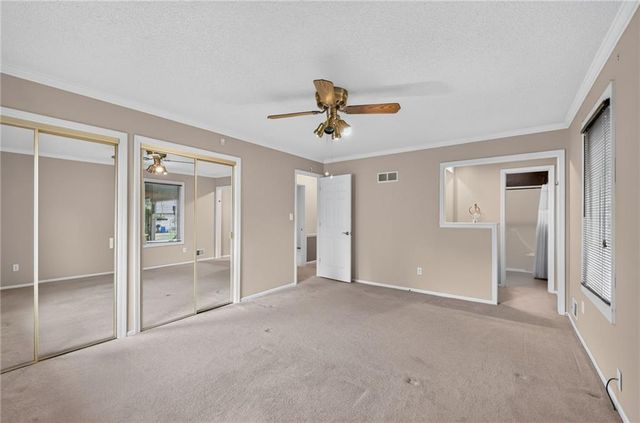 906 NW Chestnut Circle, Blue Springs, MO 64015
