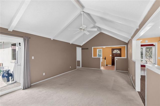 906 NW Chestnut Circle, Blue Springs, MO 64015