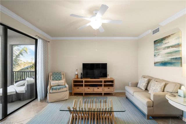 9816 Giaveno CIR 1336, Naples, FL 34113