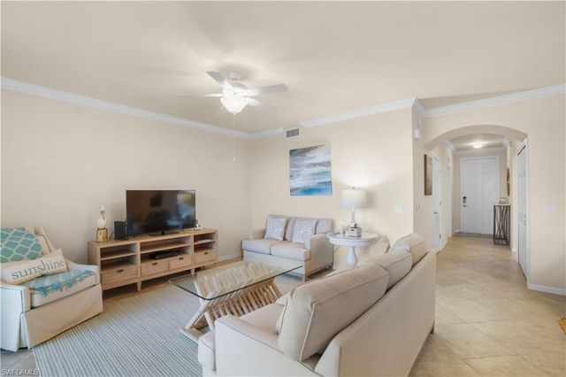 9816 Giaveno CIR 1336, Naples, FL 34113