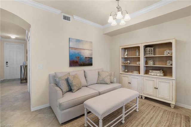 9816 Giaveno CIR 1336, Naples, FL 34113