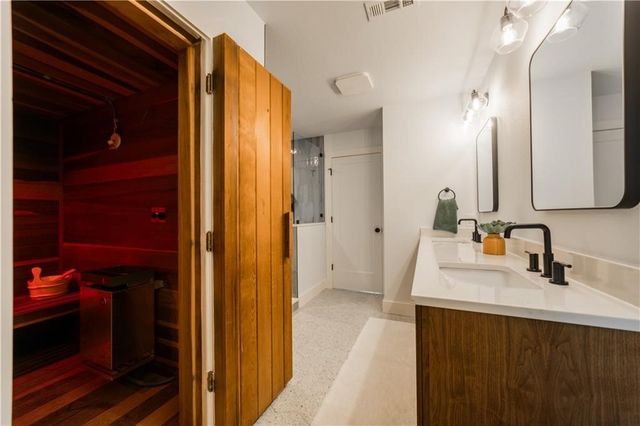 8485 Cedar Terrace, Rogers, AR 72756