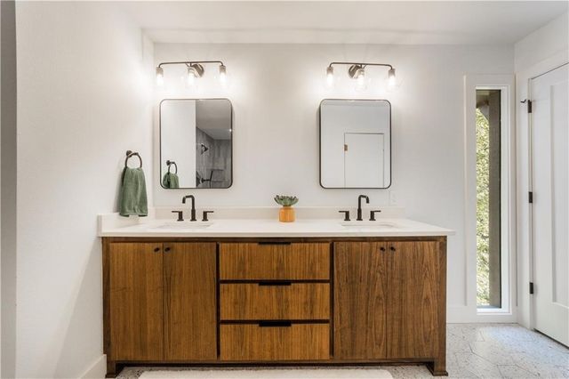 8485 Cedar Terrace, Rogers, AR 72756