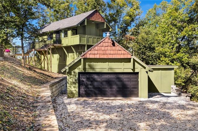 8485 Cedar Terrace, Rogers, AR 72756