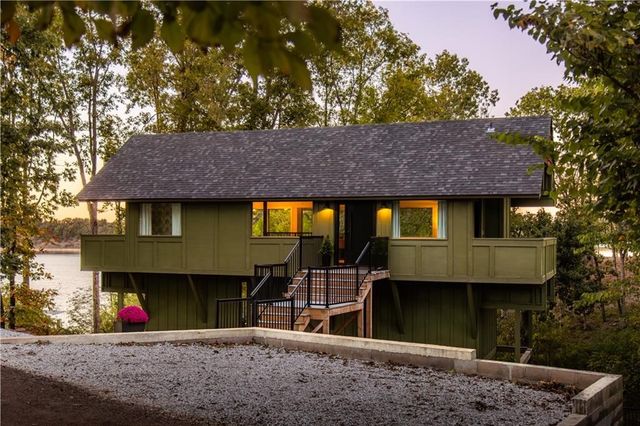 8485 Cedar Terrace, Rogers, AR 72756