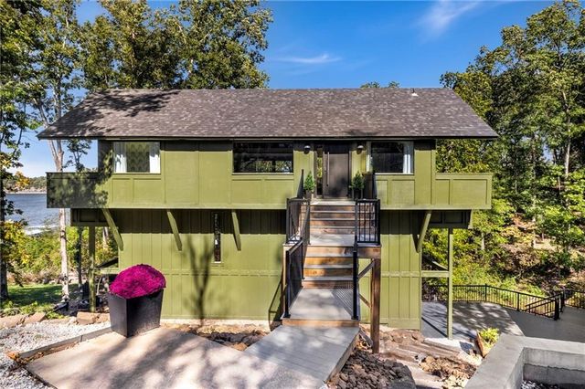 8485 Cedar Terrace, Rogers, AR 72756