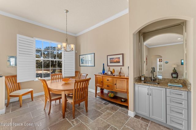 1139 S Brevard Avenue, Cocoa Beach, FL 32931