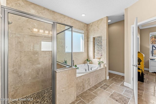 1139 S Brevard Avenue, Cocoa Beach, FL 32931