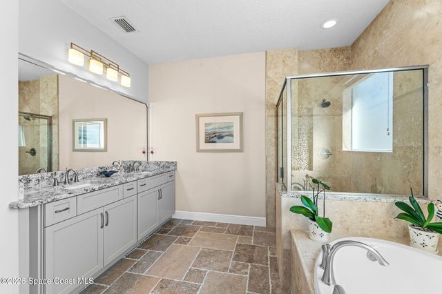 1139 S Brevard Avenue, Cocoa Beach, FL 32931