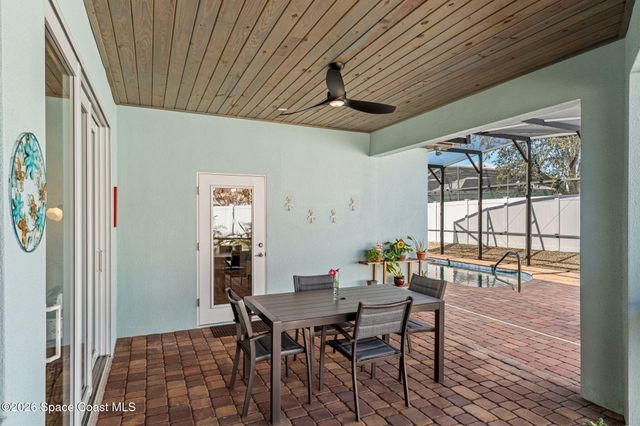 1139 S Brevard Avenue, Cocoa Beach, FL 32931