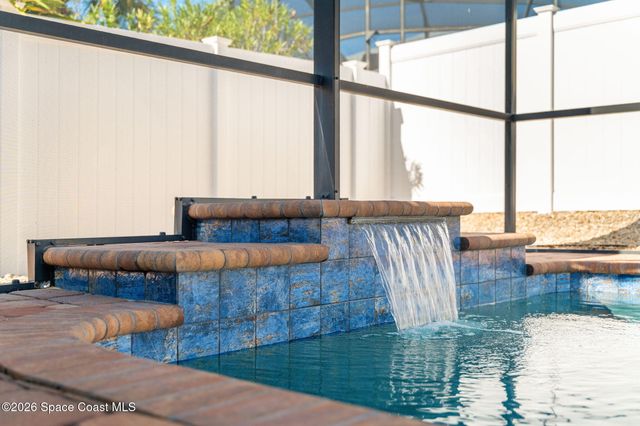 1139 S Brevard Avenue, Cocoa Beach, FL 32931