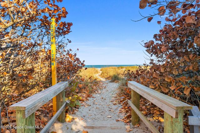 1139 S Brevard Avenue, Cocoa Beach, FL 32931