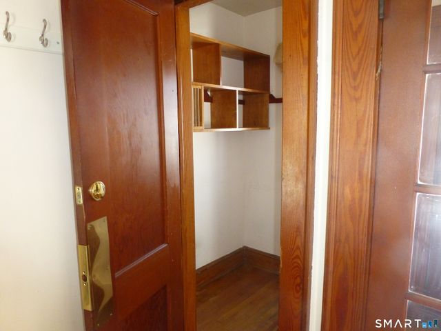 108 West Town Street, Norwich, CT 06360