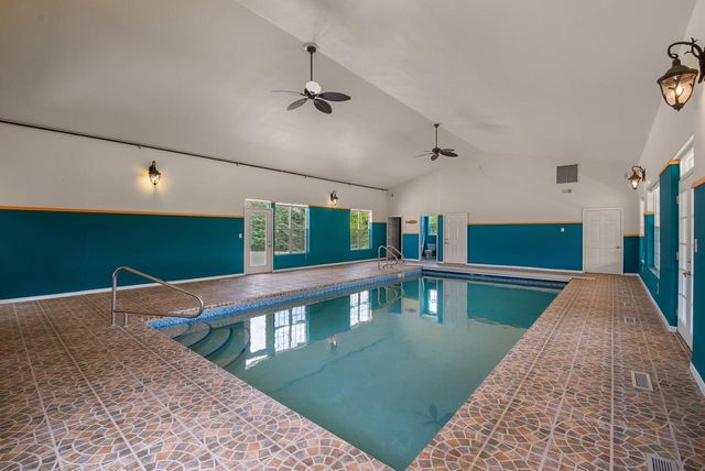 3976 Woodridge COURT, Colgate, WI 53017