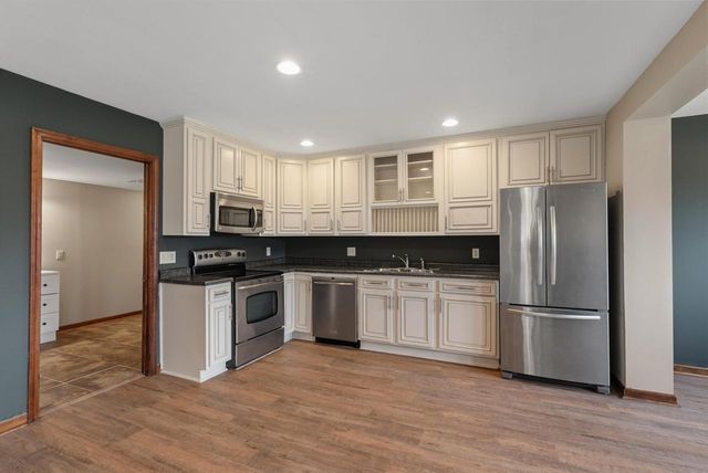 3976 Woodridge COURT, Colgate, WI 53017