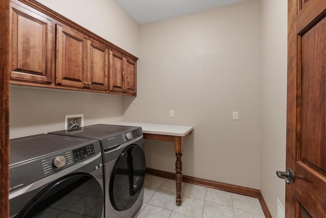 3976 Woodridge COURT, Colgate, WI 53017