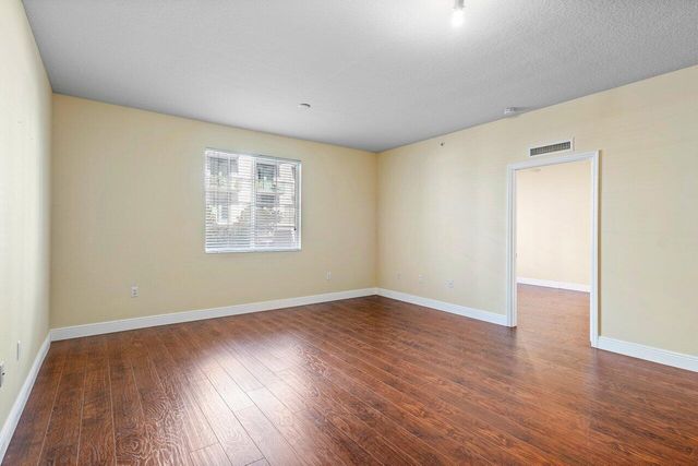 250 NE 3rd Avenue 1-205, Delray Beach, FL 33444