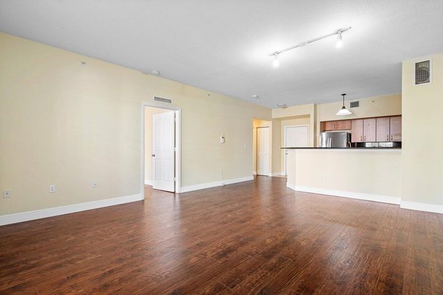 250 NE 3rd Avenue 1-205, Delray Beach, FL 33444