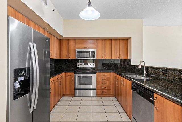 250 NE 3rd Avenue 1-205, Delray Beach, FL 33444