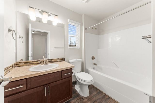 5611 S Ravencrest Dr, Spokane, WA 99224