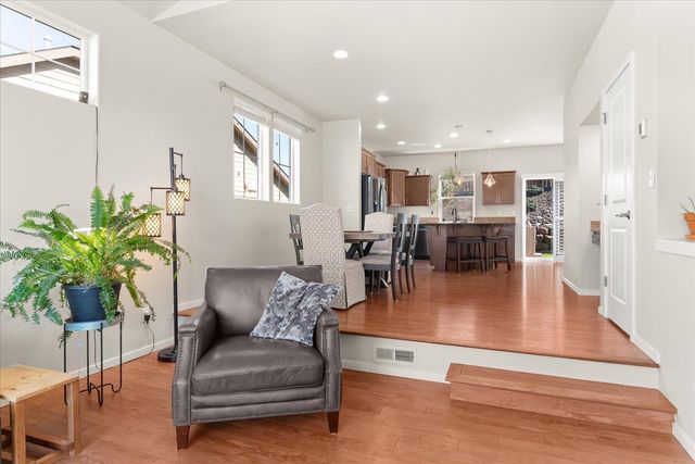 5611 S Ravencrest Dr, Spokane, WA 99224