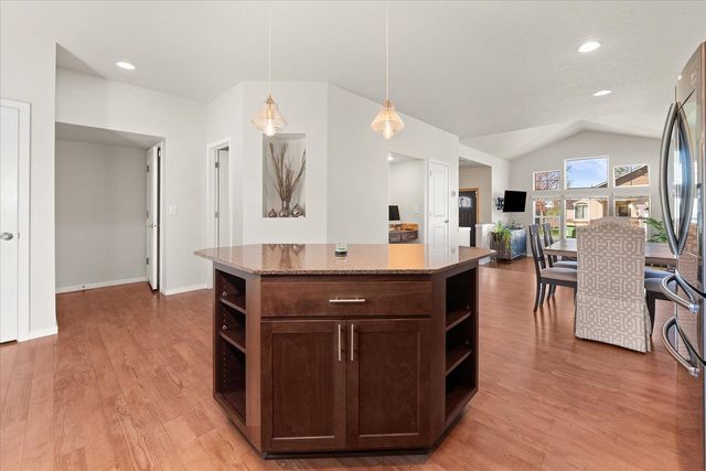 5611 S Ravencrest Dr, Spokane, WA 99224