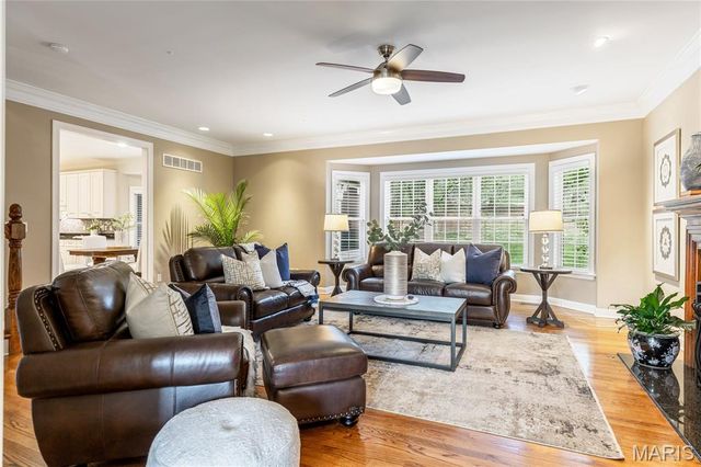 882 Cabernet Lane, St Albans, MO 63073