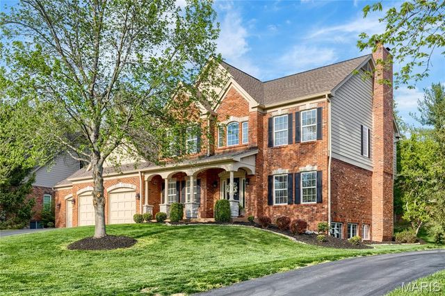882 Cabernet Lane, St Albans, MO 63073