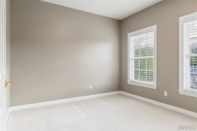 882 Cabernet Lane, St Albans, MO 63073