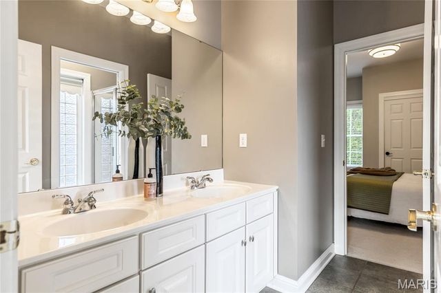 882 Cabernet Lane, St Albans, MO 63073