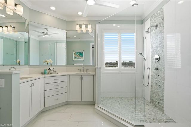 1600 Clermont Dr Unit 302, Naples, FL 34109