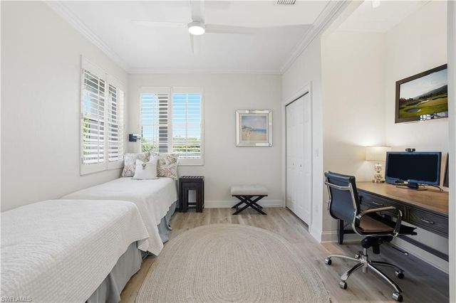 1600 Clermont Dr Unit 302, Naples, FL 34109