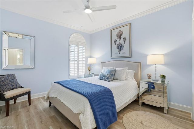 1600 Clermont Dr Unit 302, Naples, FL 34109