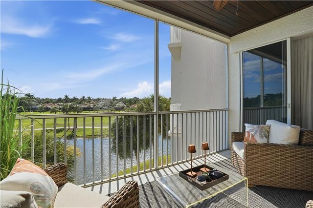 1600 Clermont Dr Unit 302, Naples, FL 34109